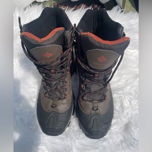 Men’s Columbia boots size 9 US/ 42EUR